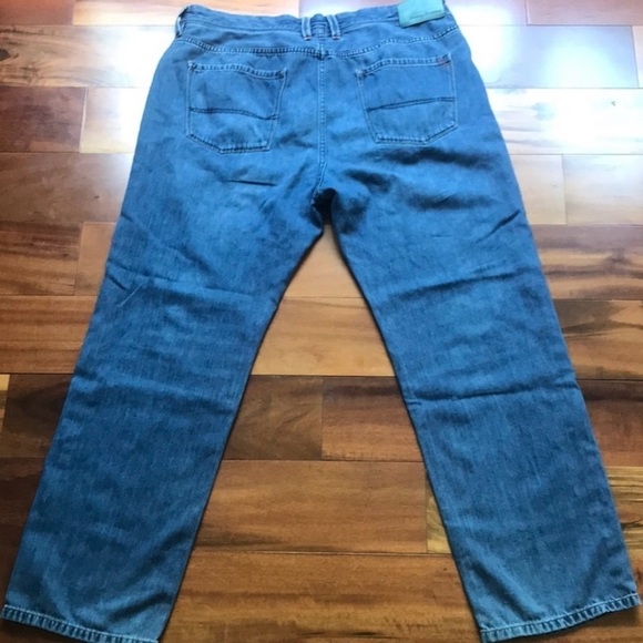 Tommy Bahama Jeans - Picture 4 of 7